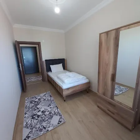 Kivanc Aparthotel