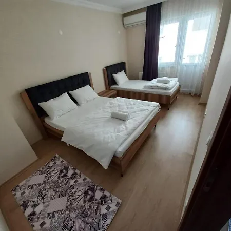 Kivanc Apartahotel